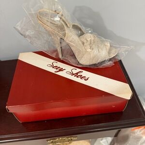 Chic Silver Heels by Sexy Shoes